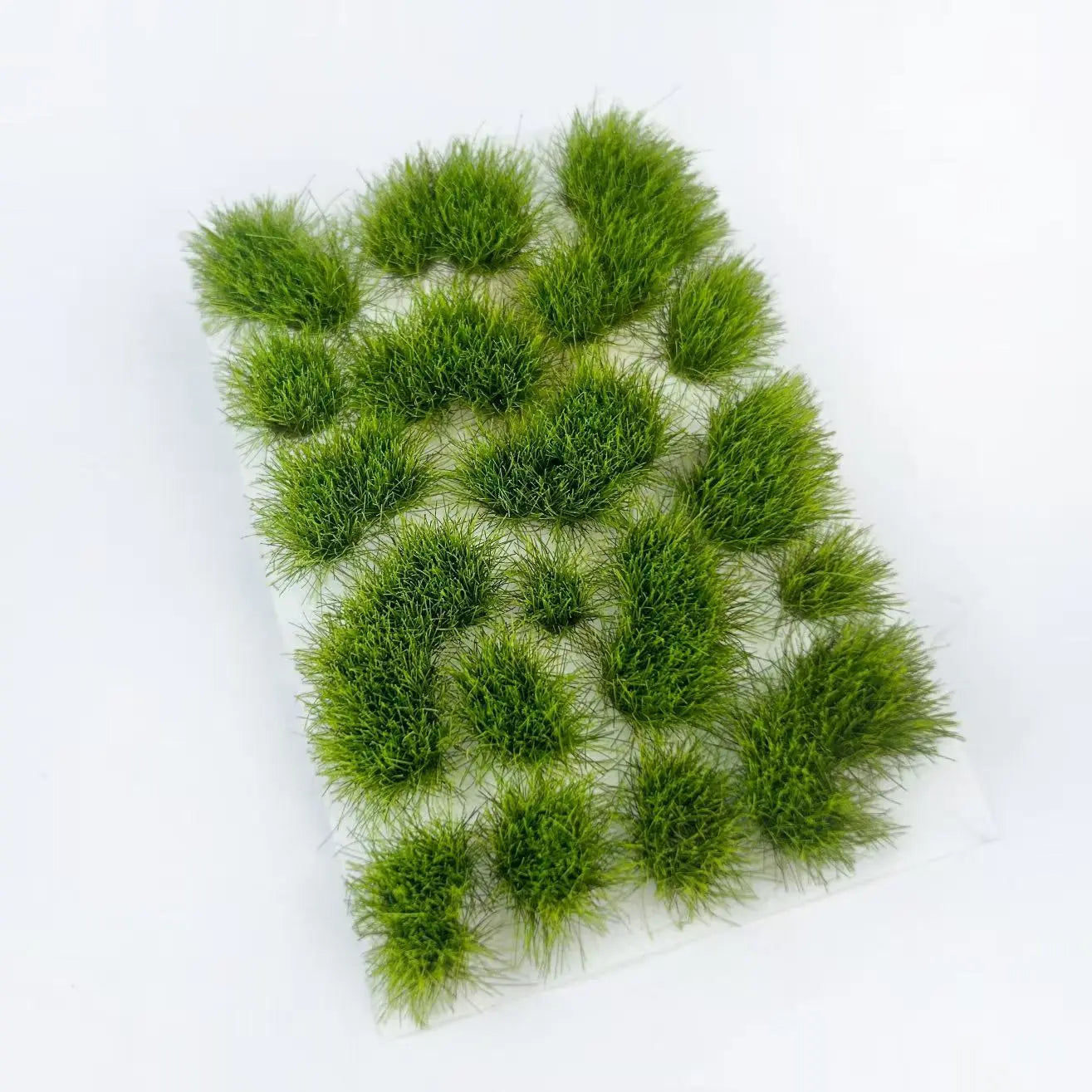 Winter dead brown irregular static grass tufts, 8mm height self-adhesive grass clusters, used for dry wilderness, autumn harvest field and wasteland wargame diorama scenery